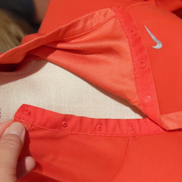 Nike dri-fit 3/4 snap button up hoodie coral in color and size med. - Picture 3 of 7